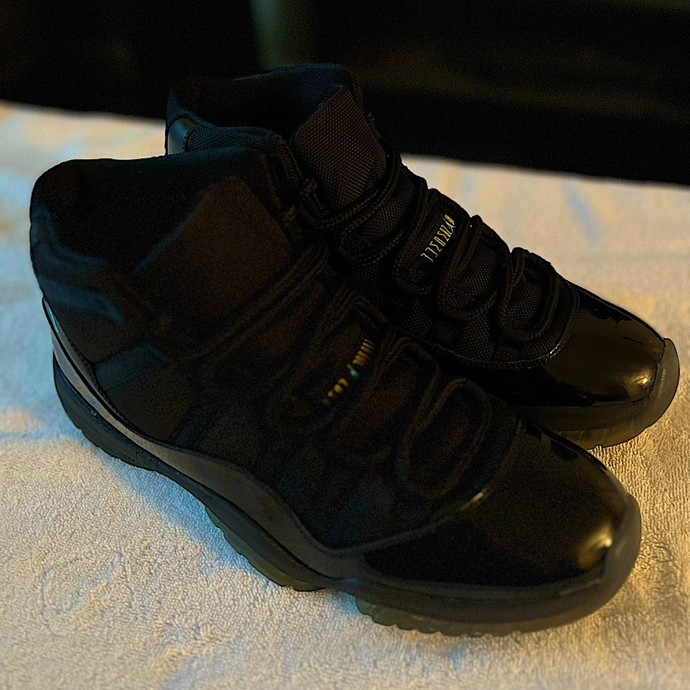Original 2013 “Gamma Blue” Jordan 11. Very rare and still in great condition.